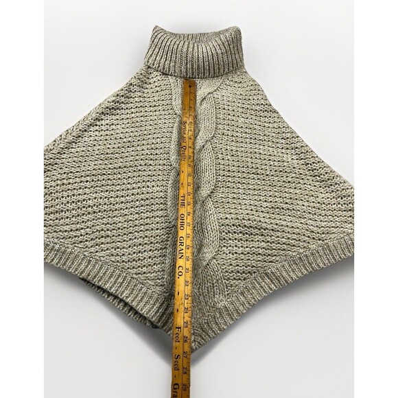 Eddie Bauer Wool Blend Cable Knit Poncho XS/s Oatmeal Cable Sweater Y2K Boho - Picture 5 of 8
